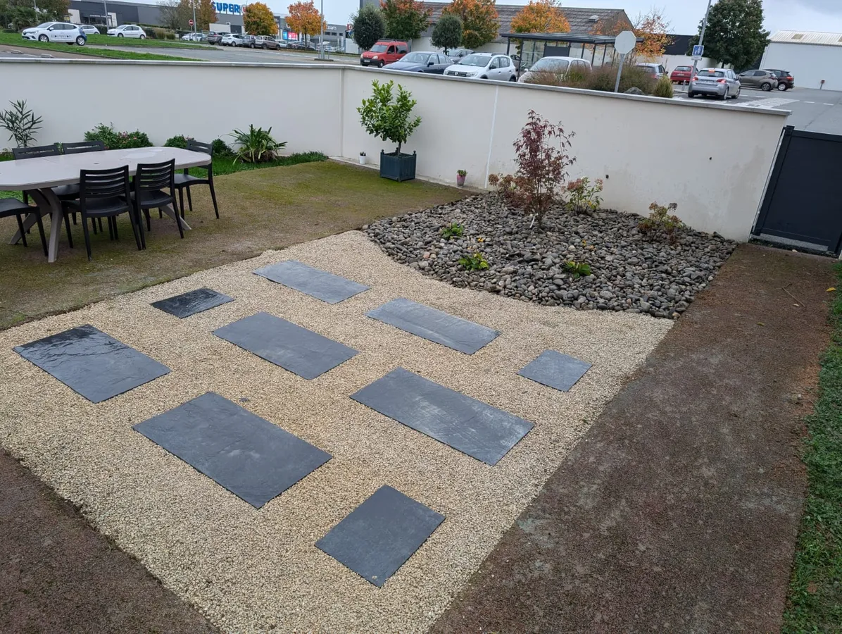 realisation-creation-allee-jardin-crea-decor-paysagiste-les-essarts (4)